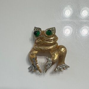 Gold and Green Frog Brooch for Reptile Lovers from Kare Bear Vintage